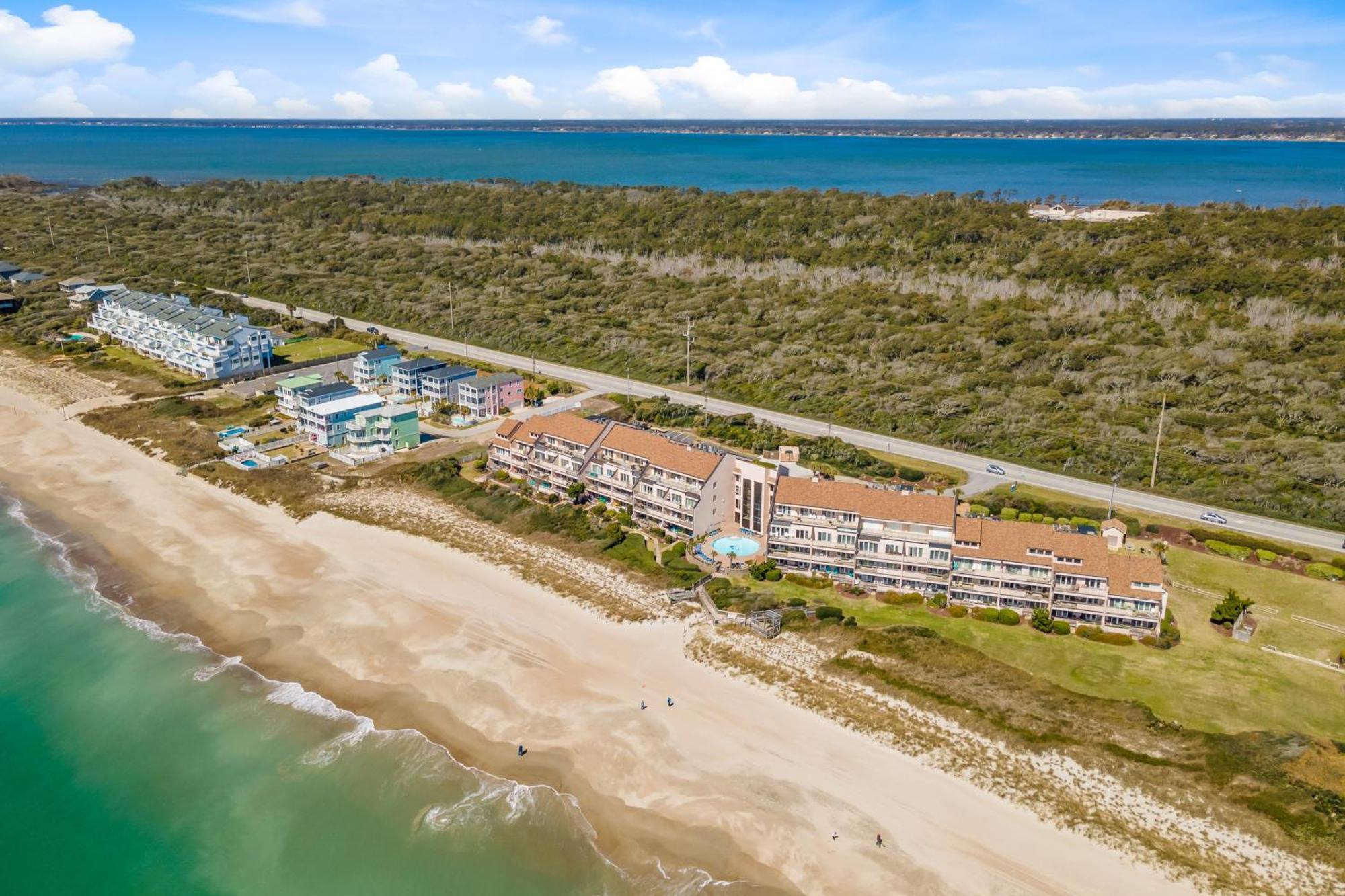 Beachwalk Pine Knoll Shores Habitación foto