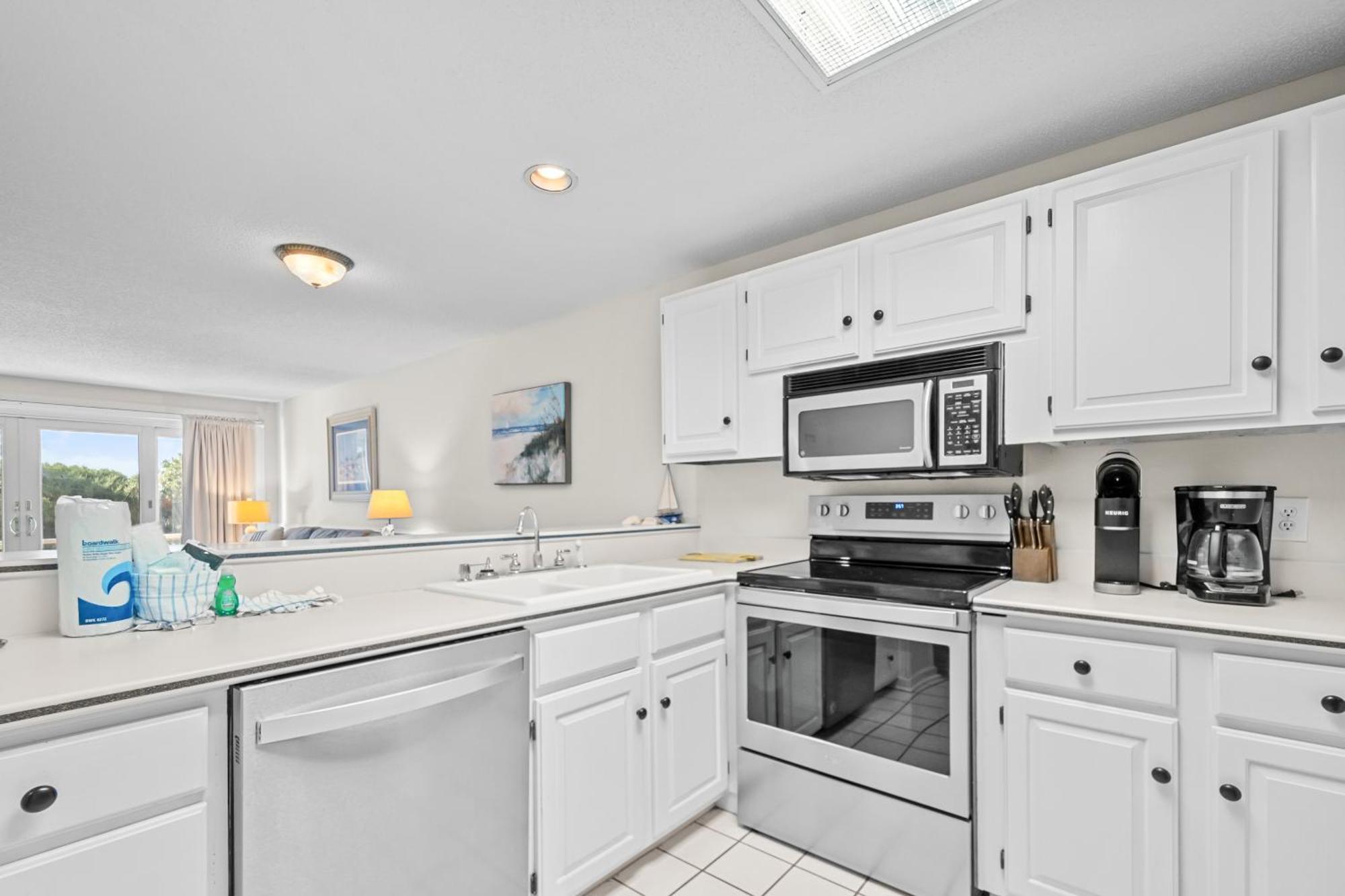 Beachwalk Pine Knoll Shores Habitación foto